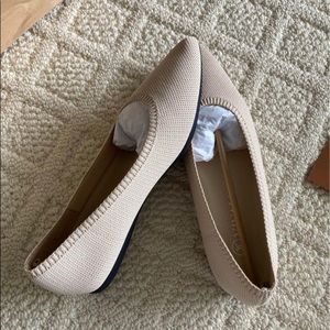 Cream Vivaia Pointed Toe Flats (Perfect Condition)